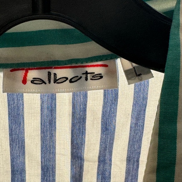 Color block button up - Picture 3 of 3